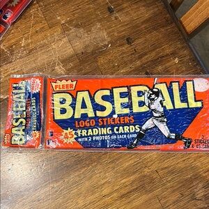 Fleer Baseball Trading Cards Pack